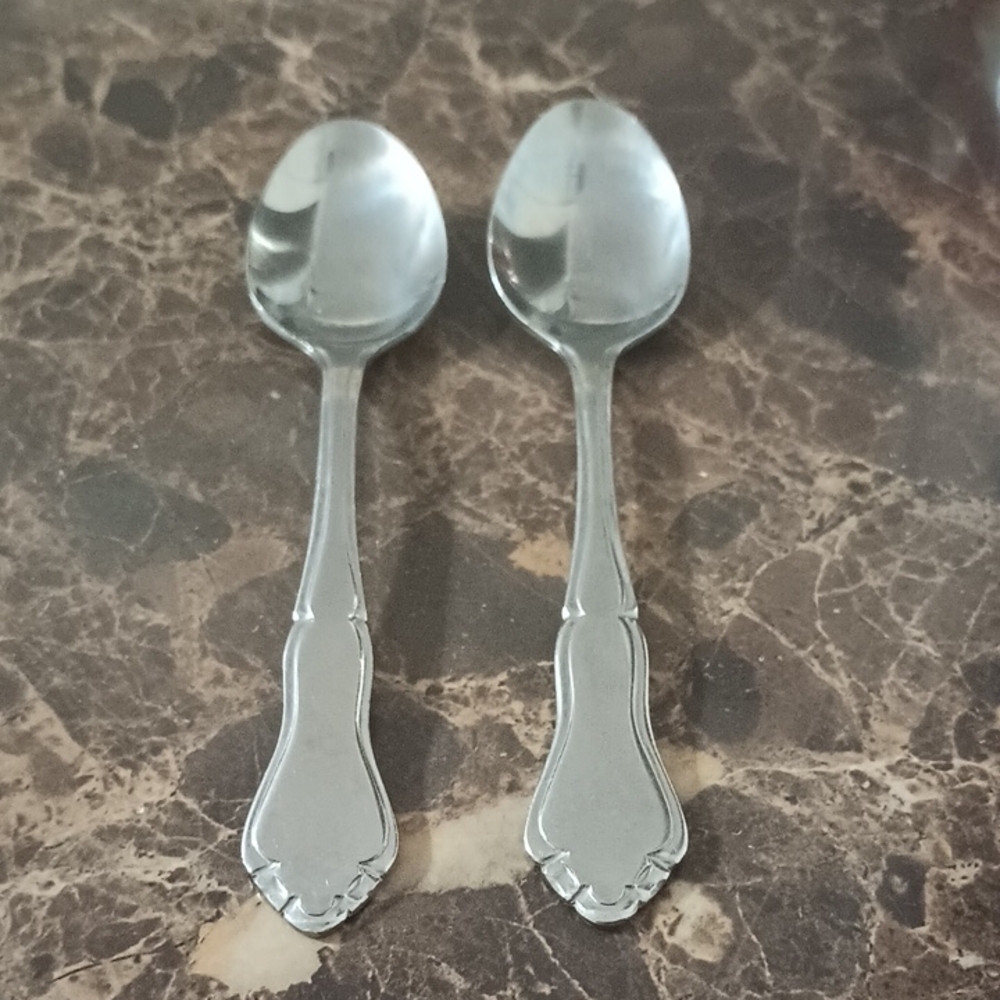 Rogers Glendale Set Of 2 Teaspoons Flatware Spoons